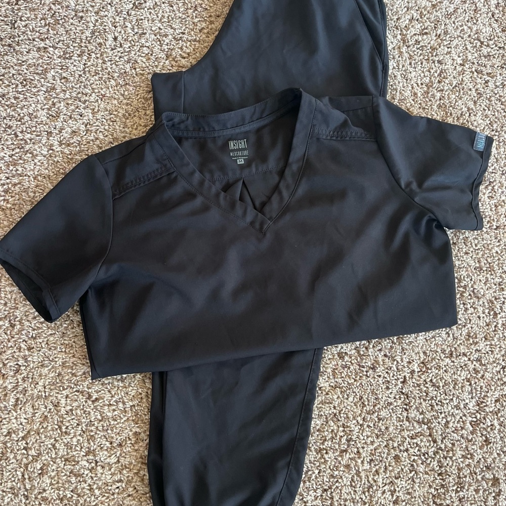 Med Couture Women's Black Scrub Set